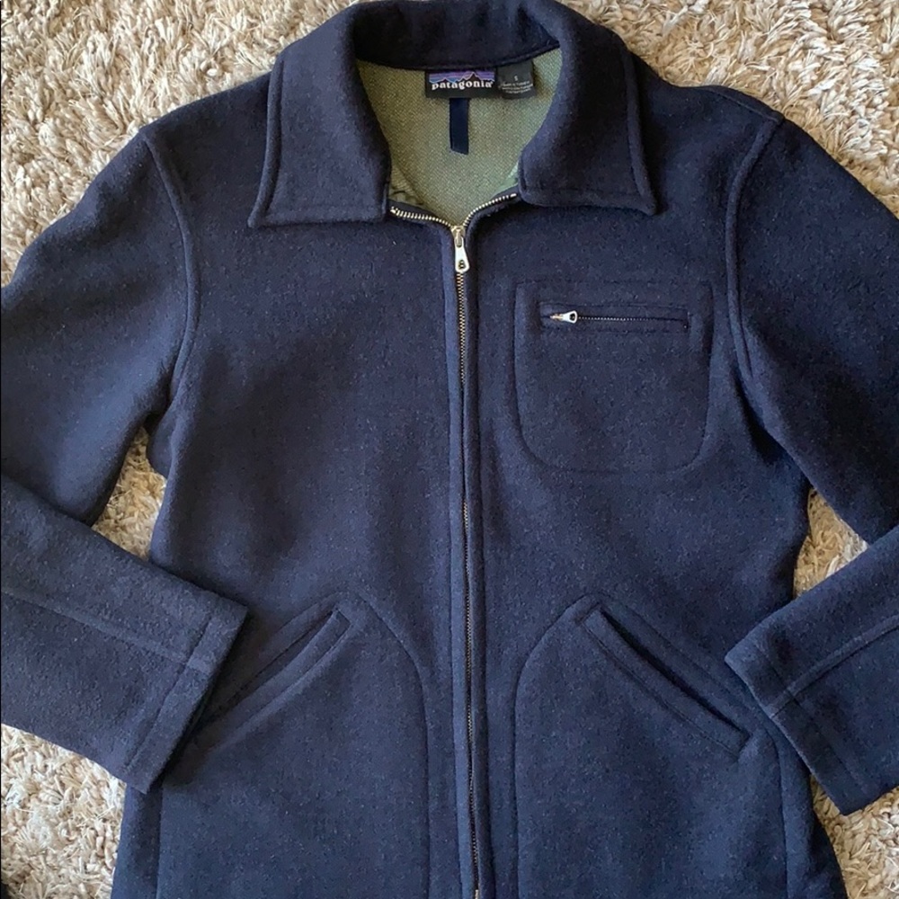 PATAGONIA Women’s 100% Wool Navy Jacket - Picture 3 of 16